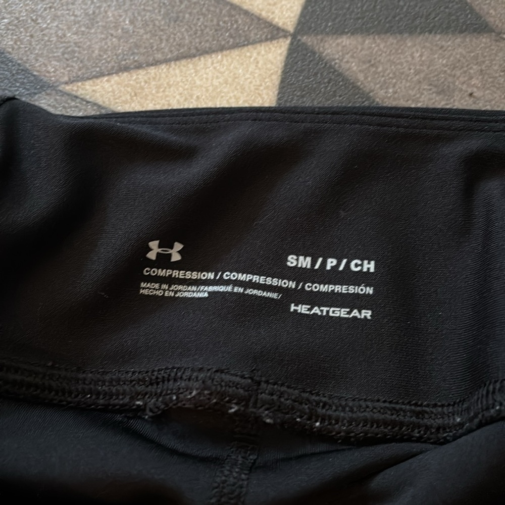 Under Armour Black Compression Leggings - Picture 9 of 9